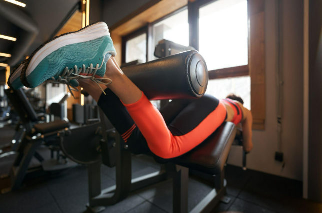 Waarom een leg curl machine belangrijk is voor kracht en gezondheid